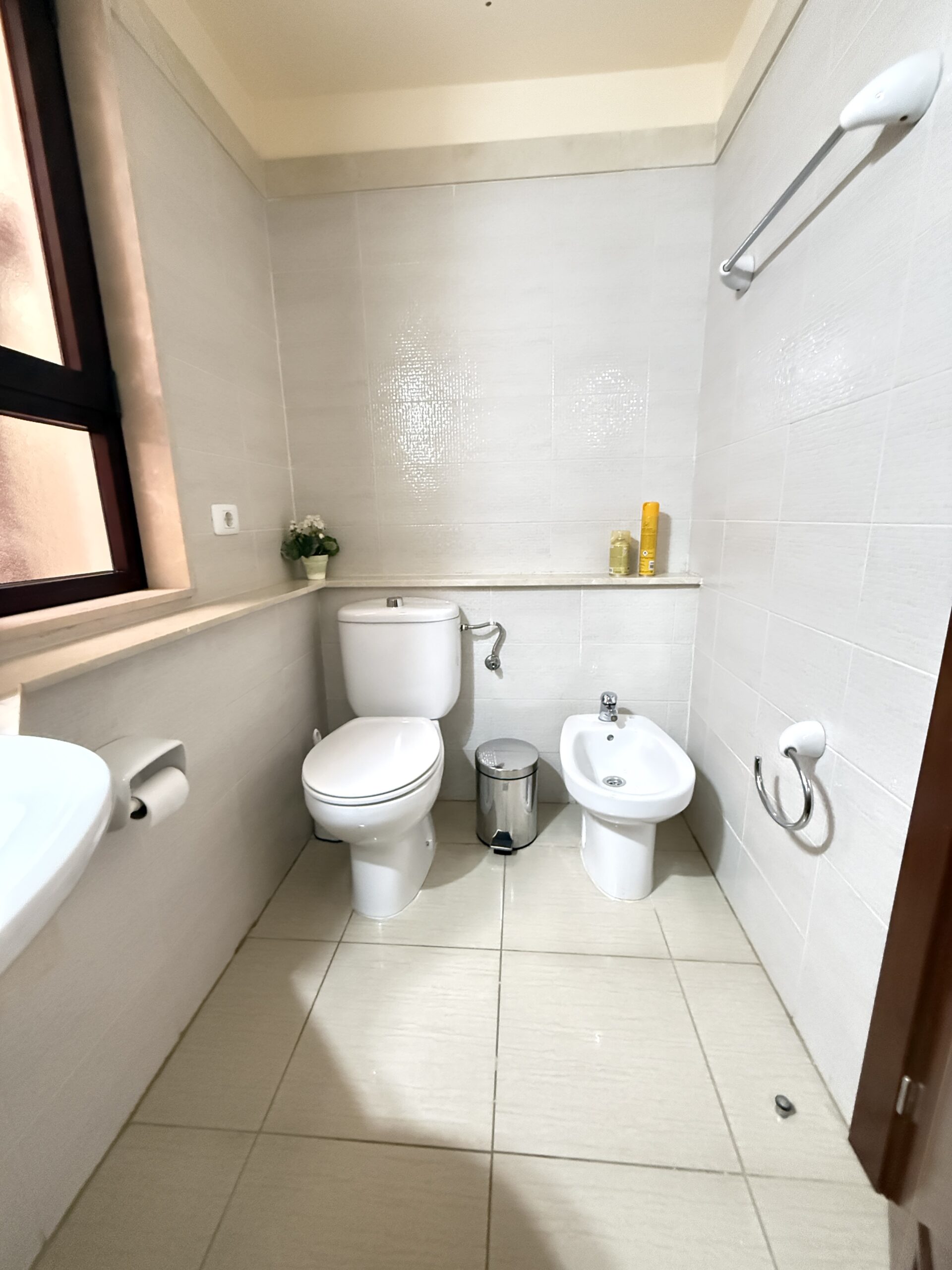Modernes Badezimmer mit Dusche, WC und Bidet – Ferienwohnung Teneriffa Süd, El Médano